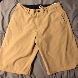 Quiksilver men’s hybrid shorts size 30